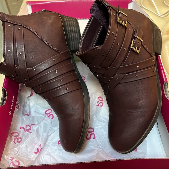 Ankle Boot size 8 Wine color - Picture 6 of 9